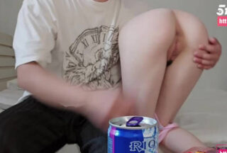 In the hotel, the brother drank and licked the cunt with a demon-crazy brother