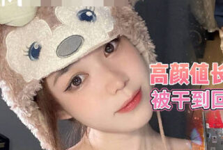 My legs are so weak, I feel like I’m going to die. I need to go home and lie down, I can’t take it anymore. The girls on Jimu are so pretentious and flirtatious – (referring to a character from a popular Chinese TV show)