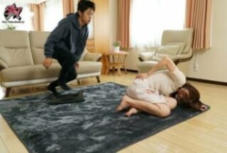 DASS-365 My private parts were touched so much by a dispatched masseuse that I couldn’t bear the pleasure and ended up cuckolding her. Riho Fujimori