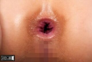 EMLB-065 Ass Log ☆5! Maximum THE expansion that breaks the limit of the space-class gaping anus! Swallowing both the brutal penis and the thick dildo! 4 hours of bottomless asshole SEX BEST