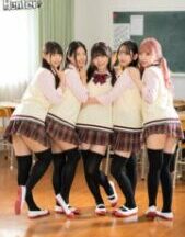 HUNTC-121 Knee high x miniskirt = absolute territory panty shots! There are 99% girls in the school! That’s why all the girls are defenseless and are in absolute panty shot heaven every day! Even though I’m a shy person…