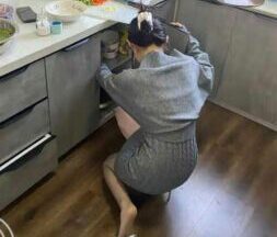 When I got home to get my clothes, I creampied my young stepmother again under the verbal attack.