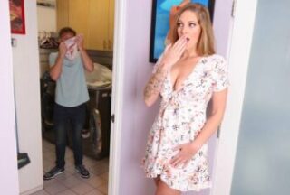 Mom Caught A Pasynka-Phenyist And Gave Him A Pilot To Try