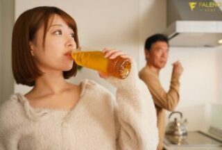 FNS-047 While my wife is away, I make my cheeky stepdaughter understand by having sex with her and making her squirt with pleasure!! Yoshizawa Ria