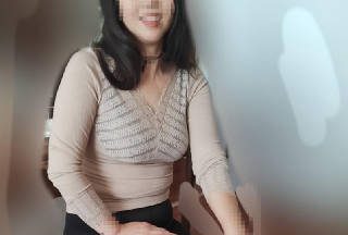 I skipped work to fuck my colleague Xiaopang’s mother, Aunt Liu