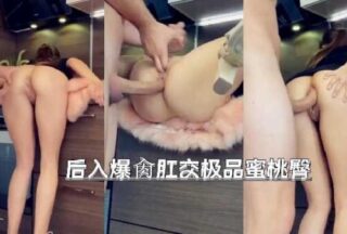 Long-legged beauty gets her anus fucked and then gets fucked in the perfect peach ass