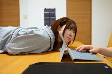 S-Cute 5695 Creampie Sex That Starts While Boyfriend Is Working Ena #10