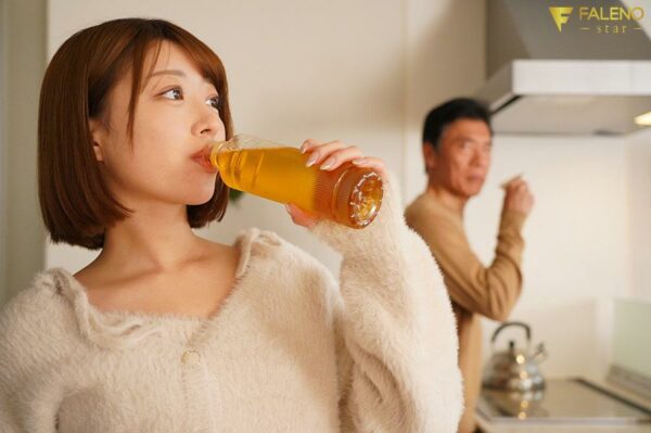 Uncensored FNS-047 While my wife is away, I make my cheeky stepdaughter understand by having sex with her and making her squirt with pleasure!! Yoshizawa Ria
