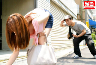 SNIS-520 奥田咲とノーパンノーブラデート