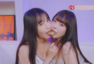 Su Chang Real lesbian sex Double-headed dragon intertwined pleasure MNSC-MB-112