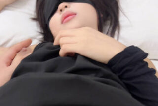 Sweet and beautiful girl’s first training