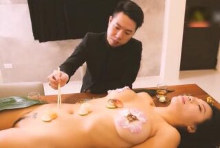 Peach PM0012 Female Body Feast – Atmosphere