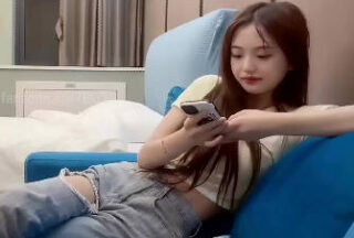 Dating a female junior who looks innocent but is actually very sexy – 7BOSS