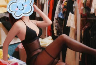 My sister, who only got back at 2 AM, still has the energy to seduce me; I’ll definitely fuck her hard with my big dick.