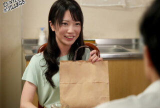 HHED-066 Nephew Gets An Erection When He Sees His Aunt Bathing – Eri Hazuki