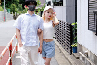 HRSM-130 Love Affair Revealed! Bun○ho Weekly Bun○ January Issue