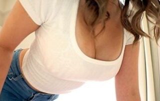 Uncensored LULU-052 While Her Husband Was Dispatched To A Faraway Outpost