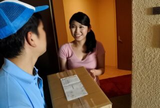 SCPX-161 Courier Immediately Zubohame A Chance Ali Wife Aphrodisiac Painted Ji ○ Port When I Opened The Front Door! !First Resistance To Was His Wife Also Rolled Yoga Himself To Accept The Raw Seal If Re Once Kemah!