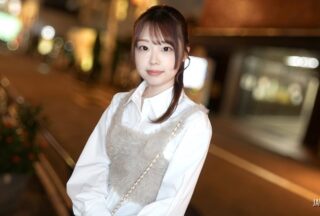 SIRO-5635 She Loves Watching Men Pee!? Everyone Wants A Perfect Girl With Big Tits And A Slender Body Gets Banged! [First Shoot] Applying For AV Online → AV Experience Shoot 2518